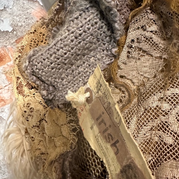 1 LEFT // distressed lace mega bandanas - Picture 12 of 17